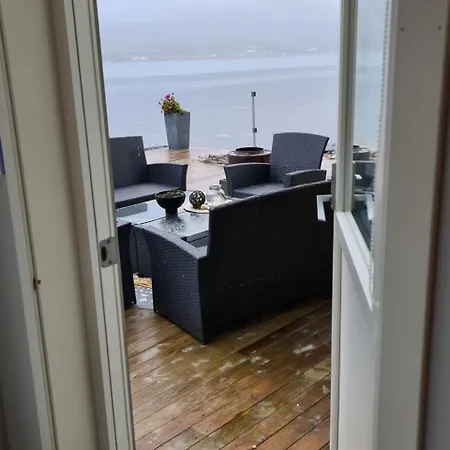 Arctic Sea House Feriehus Svensby