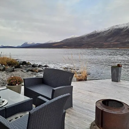 בית נופש Arctic Sea House *