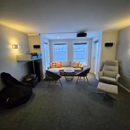 Arctic Sea House Feriehus Svensby
