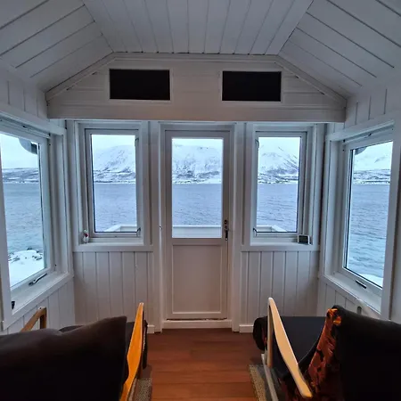 Nyaraló Arctic Sea House *